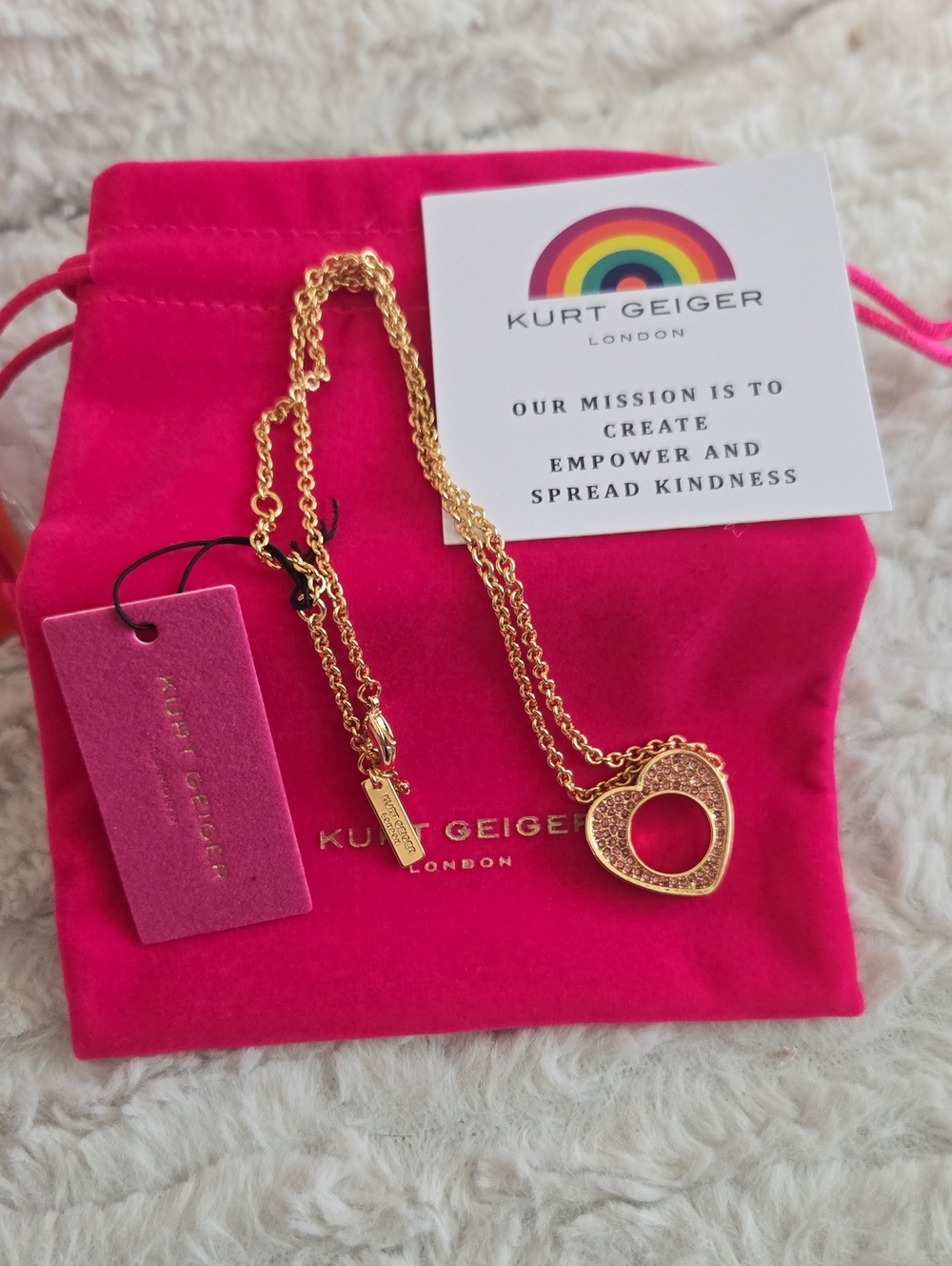 Kurt Geiger Gold Heart Circle Pendant Necklace - Pink Pouch